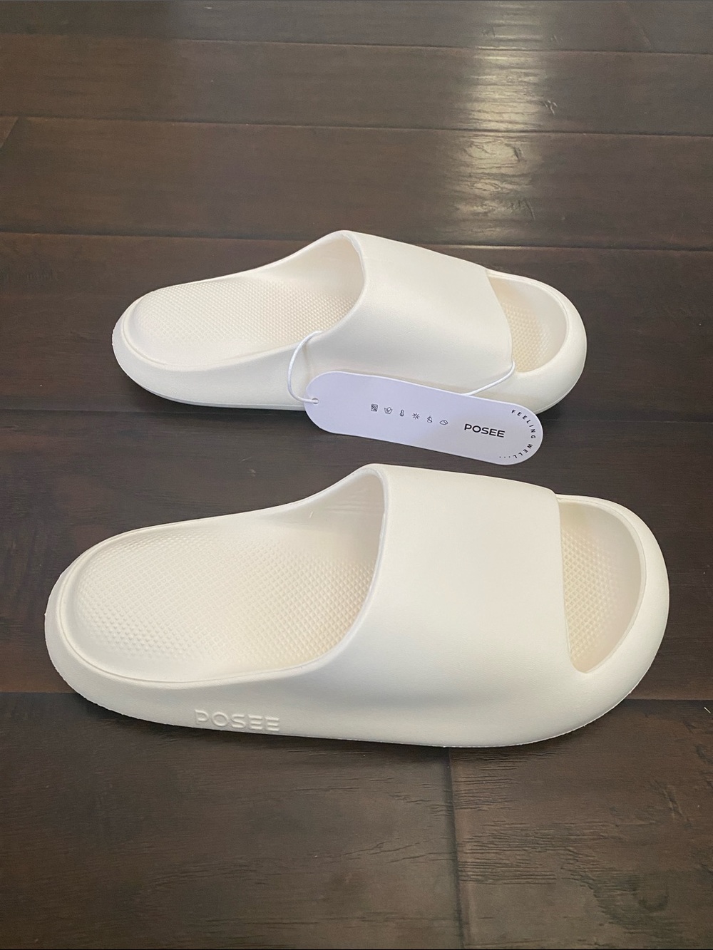New with tag Posee Chillax lightweight rubber slide sandals women’s size 7.5